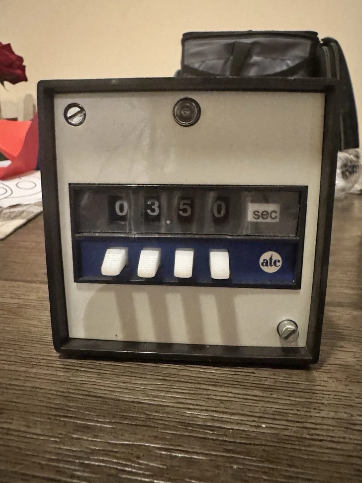 ATC 335B 351 A 10 PX TEMPORIZADOR MULTI RANGO Foto 3 de 3