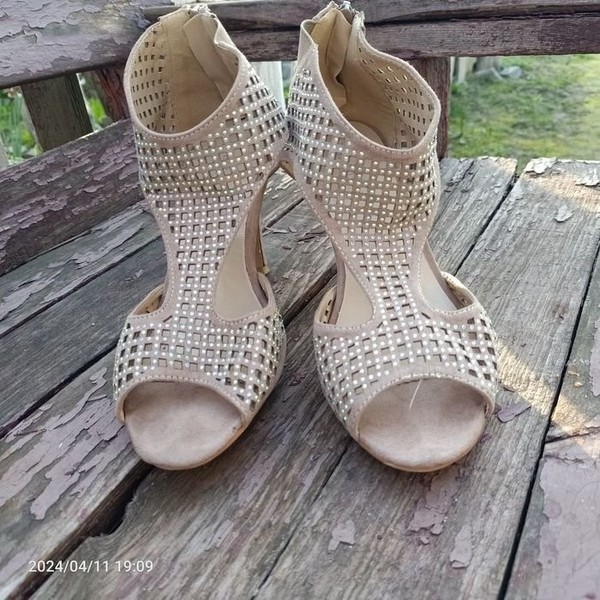 Women Heels Beige Suede 38