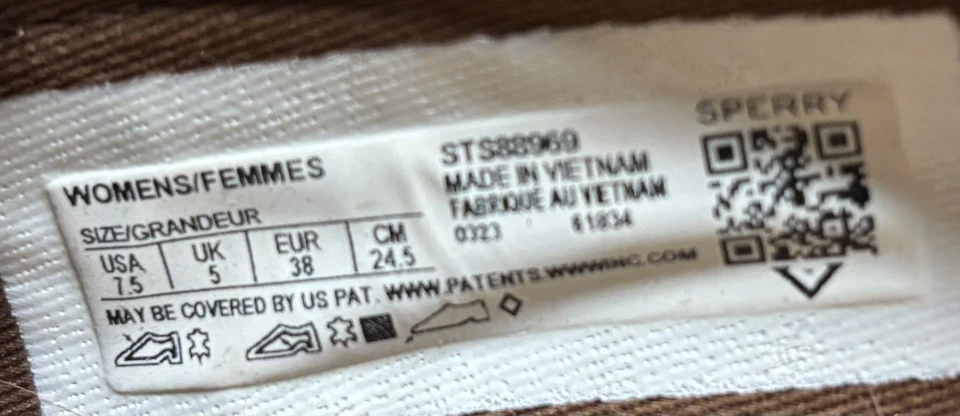 Sperry Women's Heeled Penny Loafer 2-tone in Brown/ White Size 7.5 - Image 2 of 4