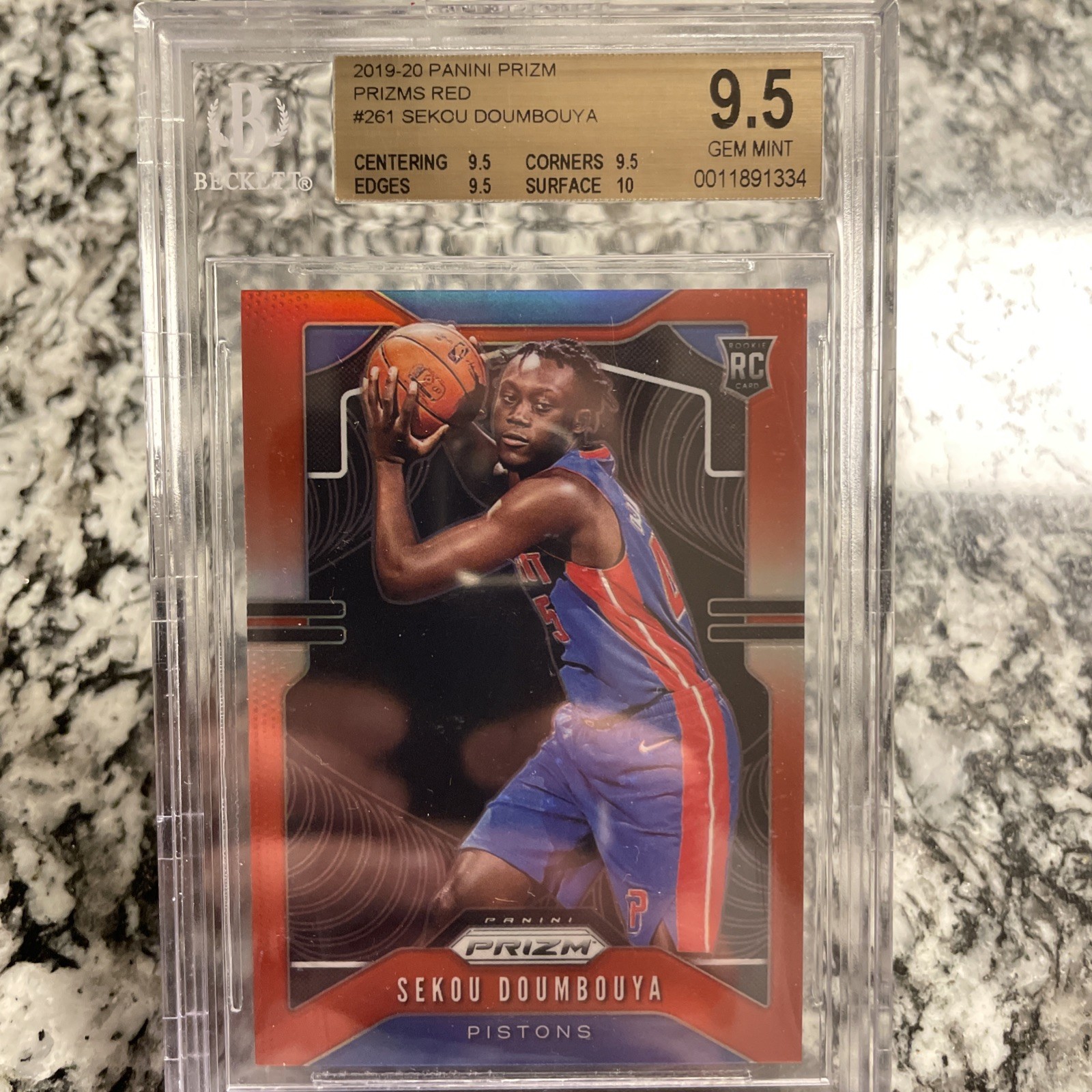 2019-20 Panini Prizm - Rookie Sekou Doumbouya #261 Red Prizm /299 (RC)
