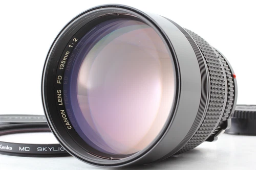 Rare!!【MINT】 Canon New FD NFD 135mm f/2 Telephoto Portrait MF Bright lens JAPAN