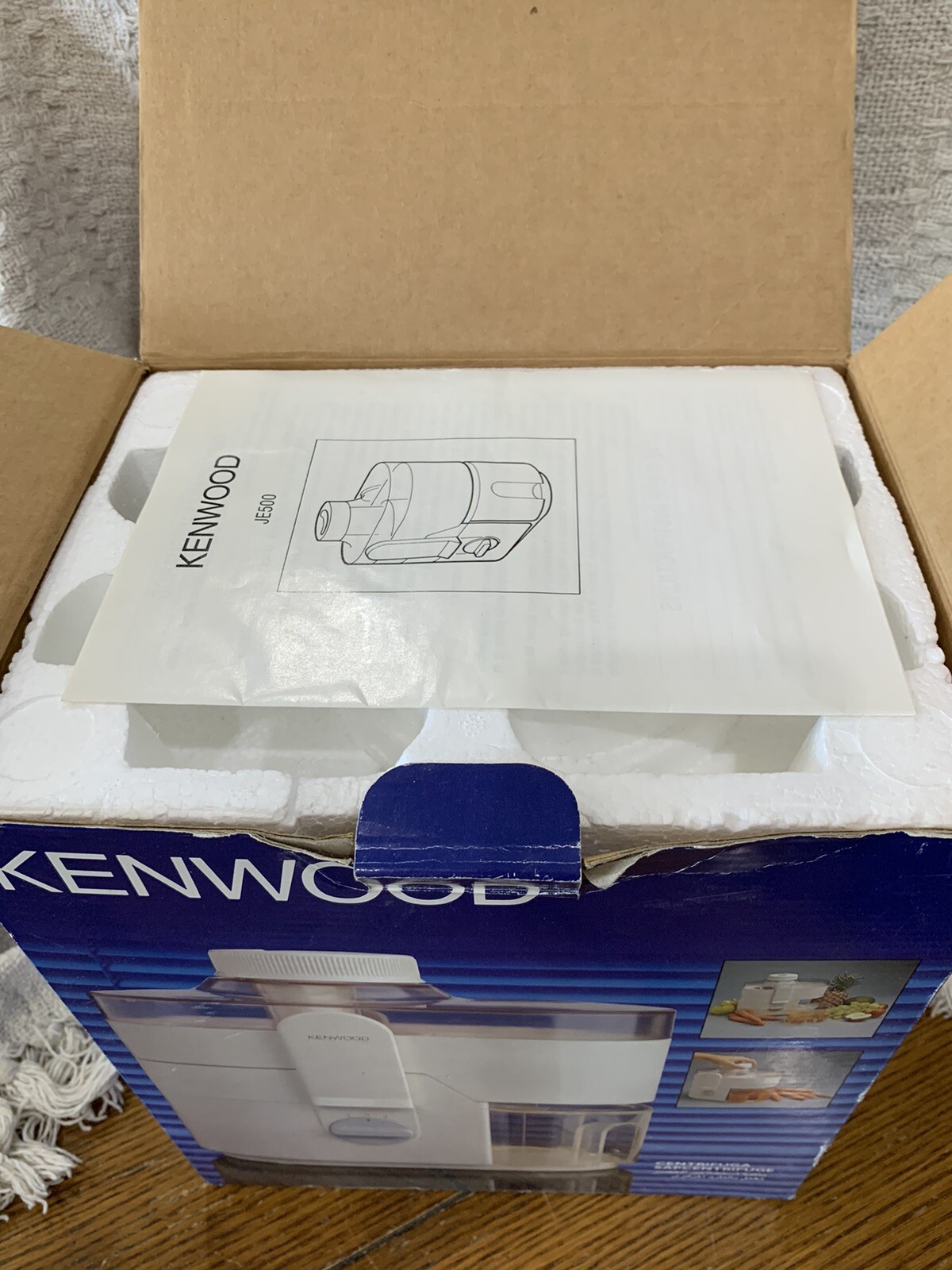 Kenwood JE500 Centrifugal Juicer Juice Maker Machine White for sale