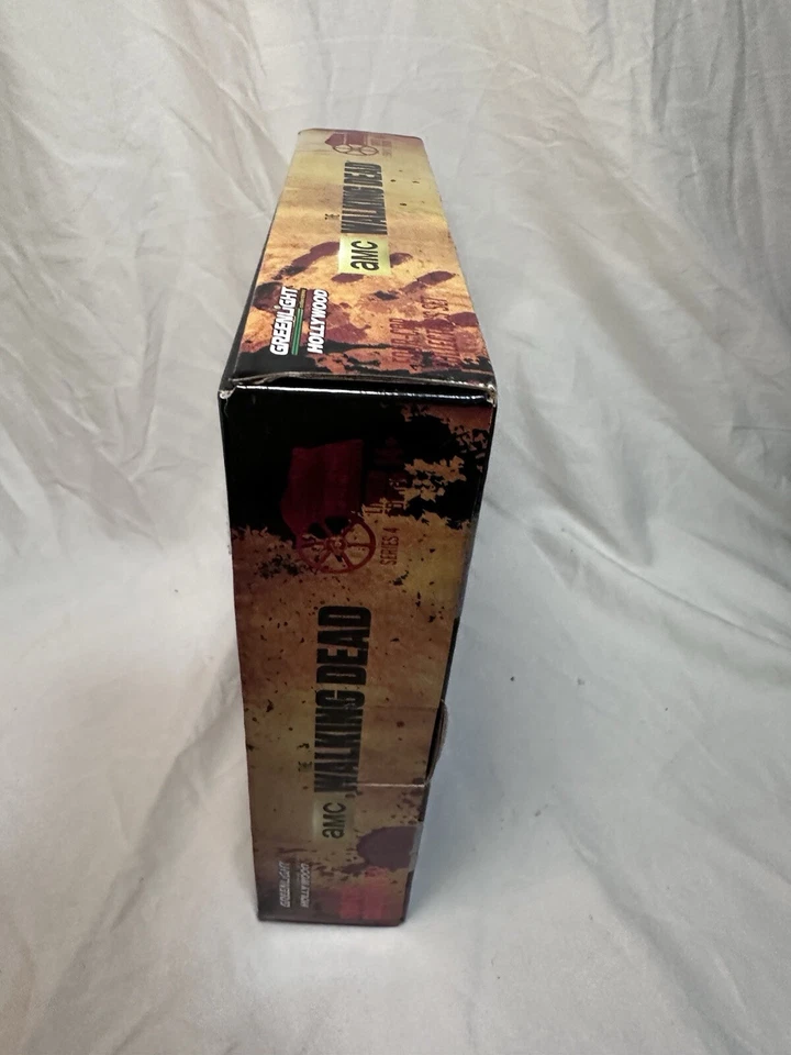 The Walking Dead Greenlight 4 Car Collector Set Jeep, Crown Vic, Charger, Chall. - Image 3 of 4