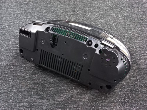BMW 5-Series E60 E61 Original Speedometer Instrument Cluster OEM 62.10-9177262 - Picture 13 of 16