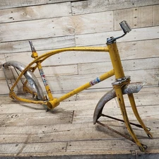 1979 AMF Roadmaster Twin Top Tube Yellow Muscle Bike Frameset Fenders STUCK POST