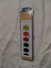 NEW CRAFTER'S Square Eight Color Watercolor Paint Set
