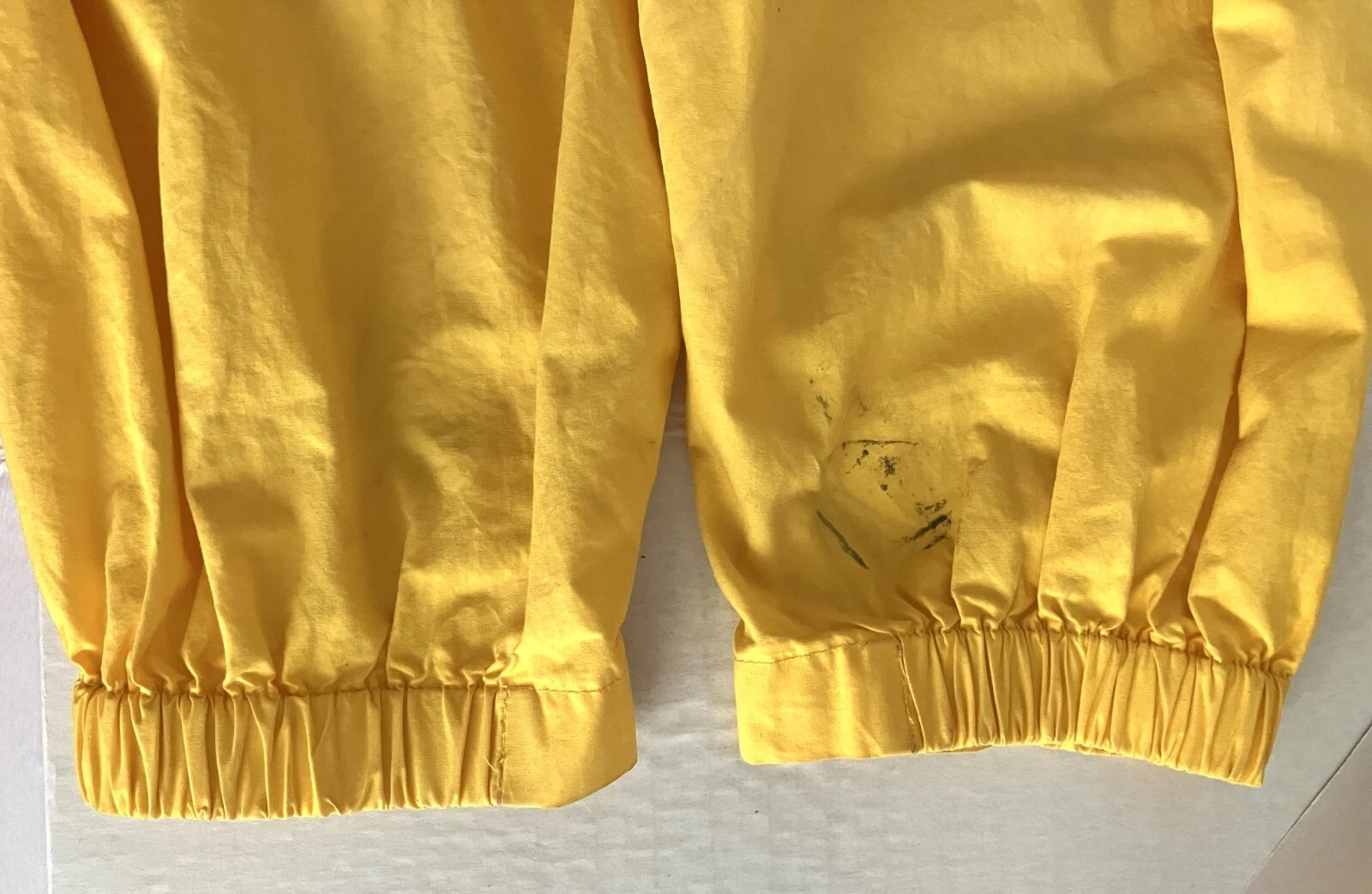 Nautica Jacket Windbreaker Mens Size Medium Hideaway Hood Yellow Blue Vintage image 10