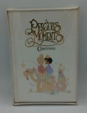 Precious Moments Christmas Book of Poems & Bible Verses 48 Pages Factory Sealed 