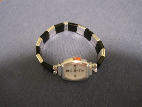 H591 ladys sterling silver ARIA onyx quartz stretch watch bracelet - Picture 3 of 5