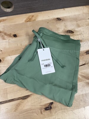 Mandala Women's Scrub Slim Petite Pants Size Small Hazel Green New