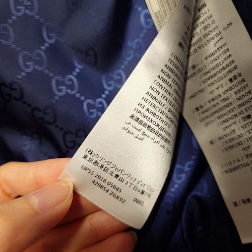 Doudoune femme GUCCI marine avec capuche F/S du offres Japon
