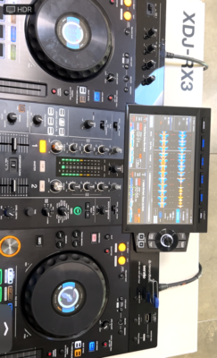 Pioneer XDJ-RX3 DJ Controller+Speaker, QSC K12.2+Speaker Stand | eBay
