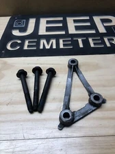 84-01 Jeep Cherokee XJ Power Steering Gear Box Mount Bracket Bolts Spacer Plate