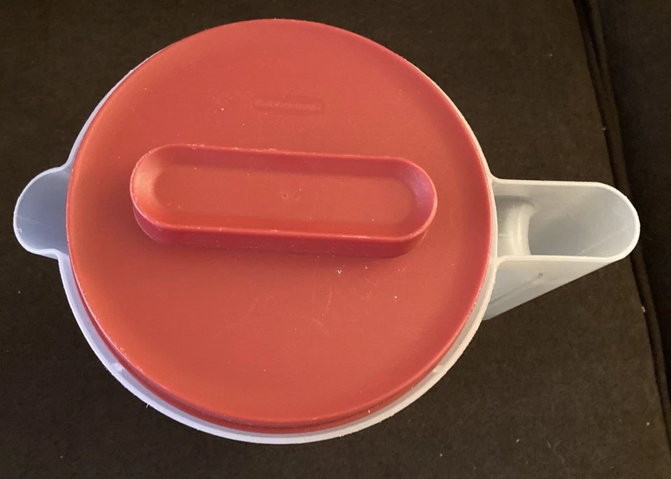 Rubbermaid Plastic Pitcher 1 Gallon Frosted w/Red Lid USA - VINTAGE - Image 2 of 4