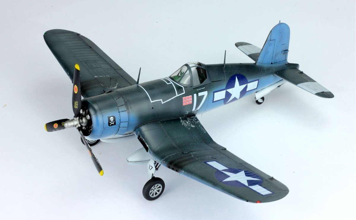 PreSale USMC F4U-1A Corsair, Pacific Battlefield WWII 1:48 Pro