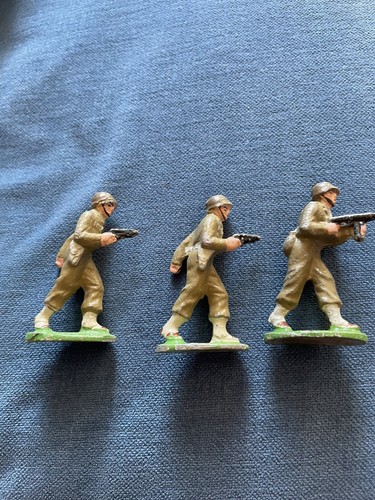 Quiralu lot armée de l'air, soldats et officier - Collection