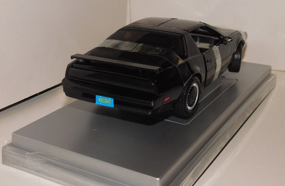 Knight Rider Kitt 1985 Hasselhoff Pontiac Trans-Am Ertl 33844 1/18 Foto 3 de 4