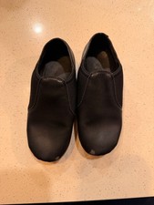 Capezio Black Slip-On Split-Sole Jazz Shoes Size 1M