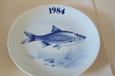 Toll gestalteter Sammelteller Fischteller Fisch Plötze 1984 Tove Svendsen
