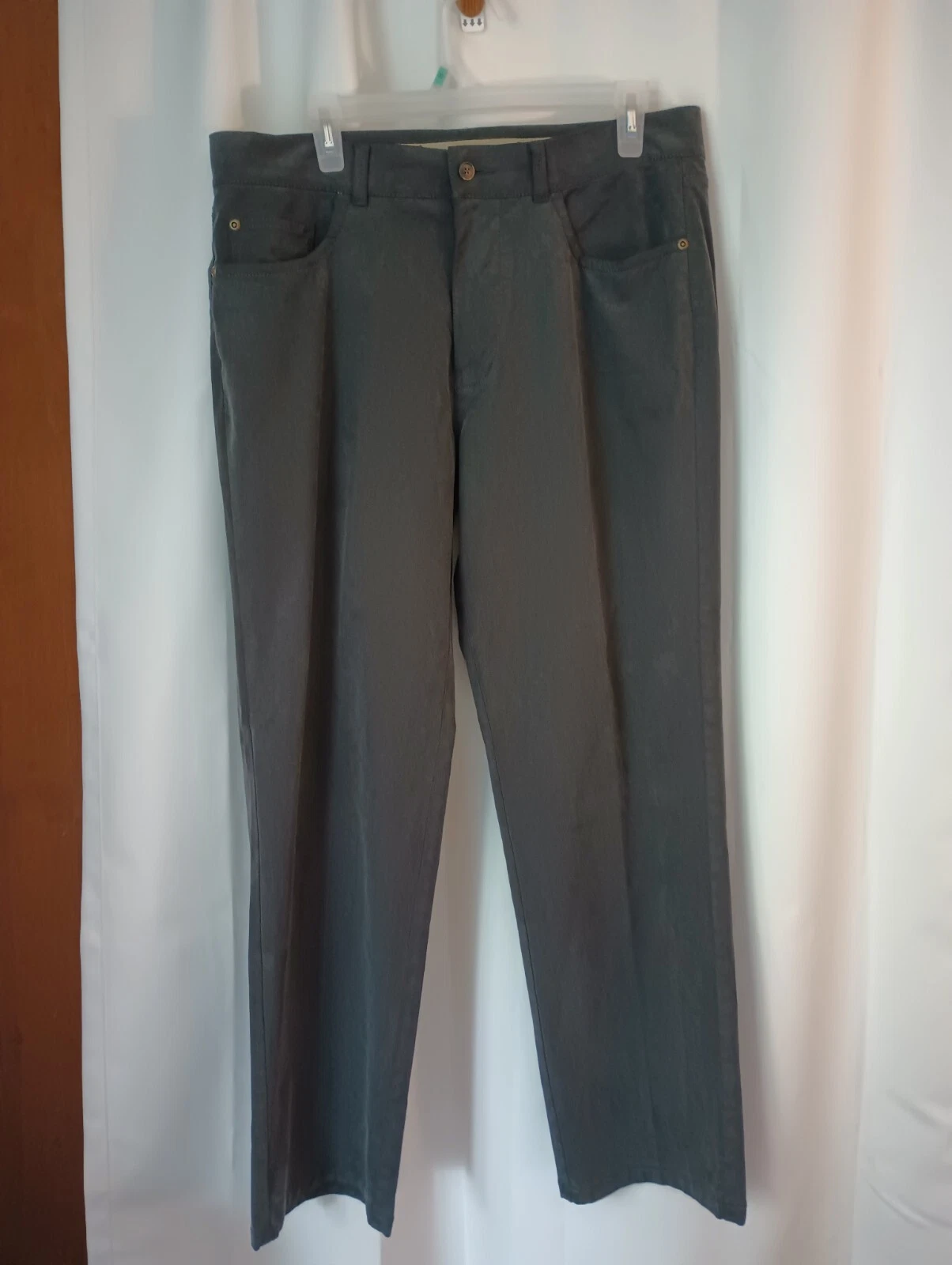 Tommy Bahama Mens Old Money Pleated Pants S 35 Gray Tencel Lyocell Quiet Luxury