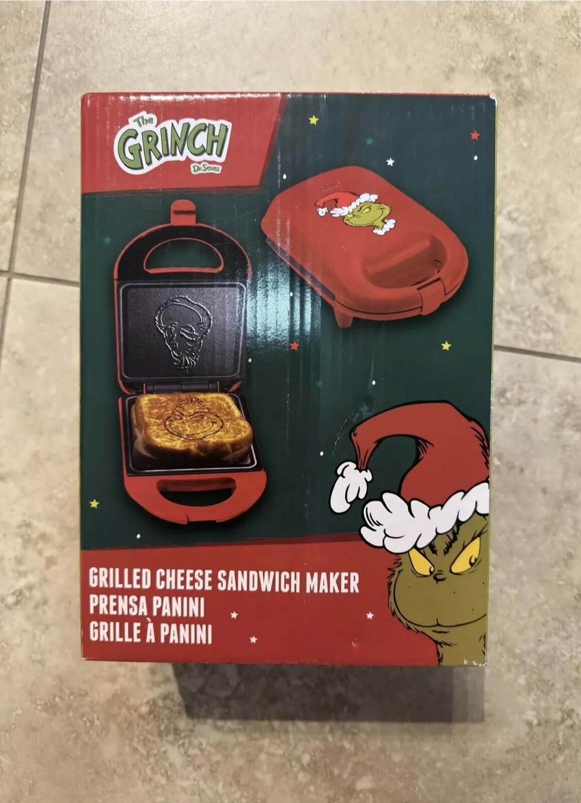THE GRINCH GRILLED CHEESE SANDWHICH MAKER