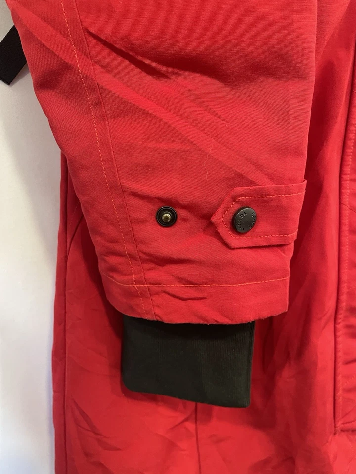 Jaqueta feminina H30# Canada Goose Kensington Parka pequena S com capuz de pele vermelha - Imagem 4 de 4