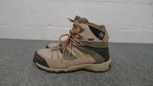 dunham waffle stomper vibram