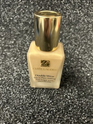 Estée Lauder Double Wear Stay-In-Place Foundation - 1.0oz Warm Vanilla 2W0