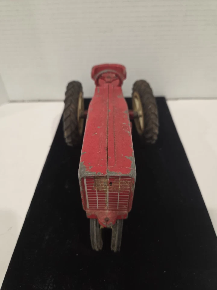 Cosechadora de colección Ertl International tractor diecast frente estrecho rojo EE. UU. Foto 3 de 4