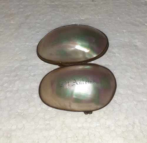 Mother of pearl egg late 19th EARLY 20th BOX FOR ROSARY INSCRIPTION St ANTOINE