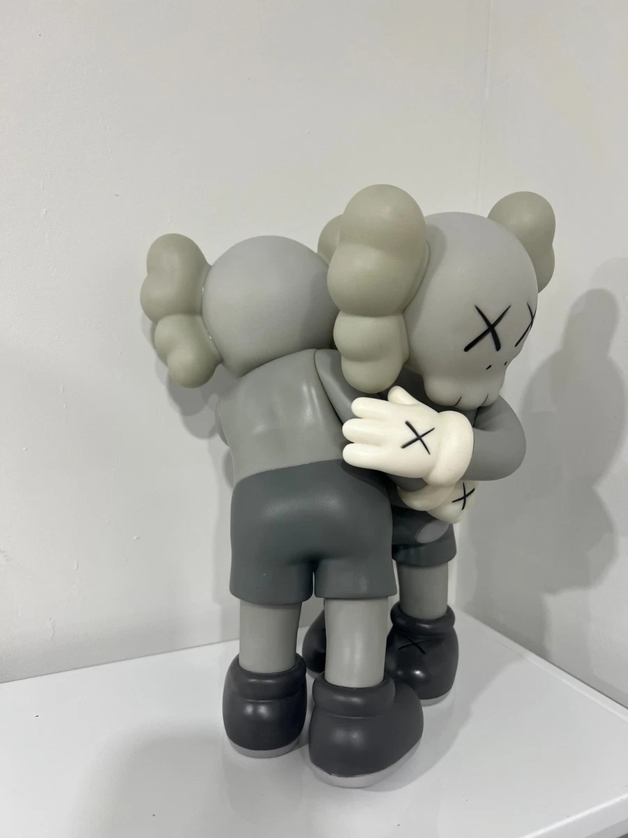Preços baixos em KAWS KAWS Companion figuras de ação de vinil