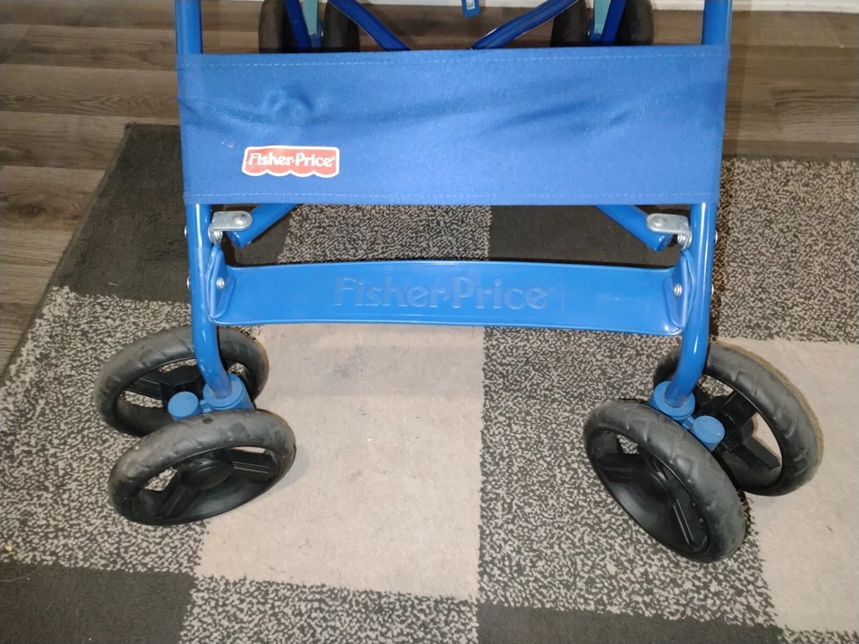 Cochecito ligero Fisher Price Ocean Wonder de colección difícil de encontrar raro acuario Foto 3 de 4