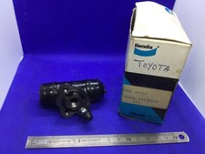 Cylindre de roue Toyota CARINA
