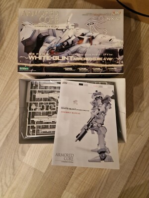 Armored Core Plastic Model Kit 1/72 Aspina White-Glint Armored Core 4 Ver. 17 cm
