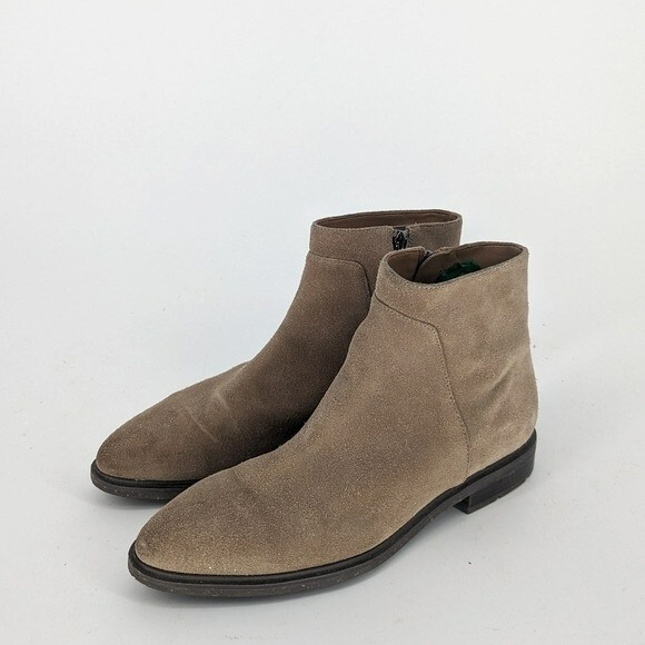 Via Spiga Suede Ankle Bootie Tan almond toe bohemian streetwear western  ranch