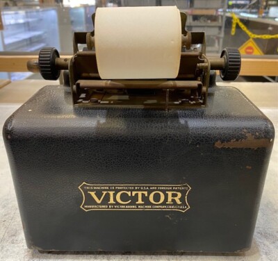アンティーク　レジ　Vintage VICTOR Adding Machine アンティーク レジ Vintage VICTOR Adding Machine Vintage