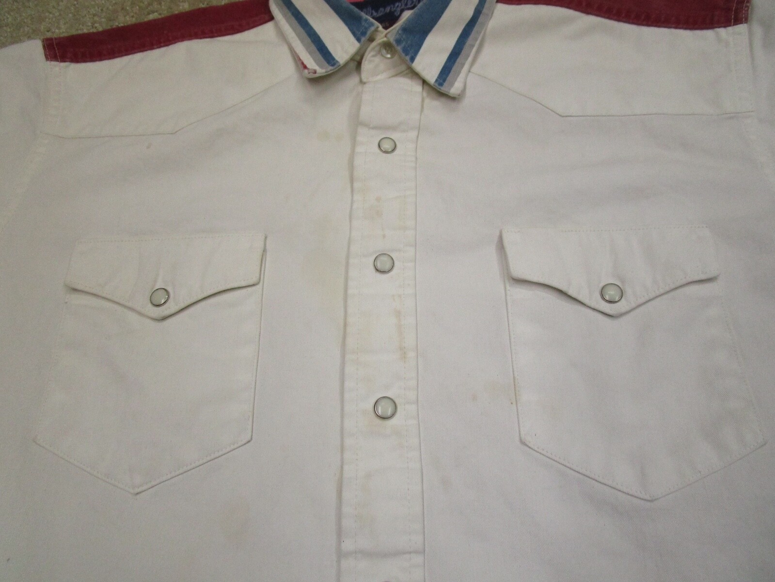 Picture 4 of 12