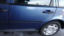 Porte arrière et accessoires Volvo 440