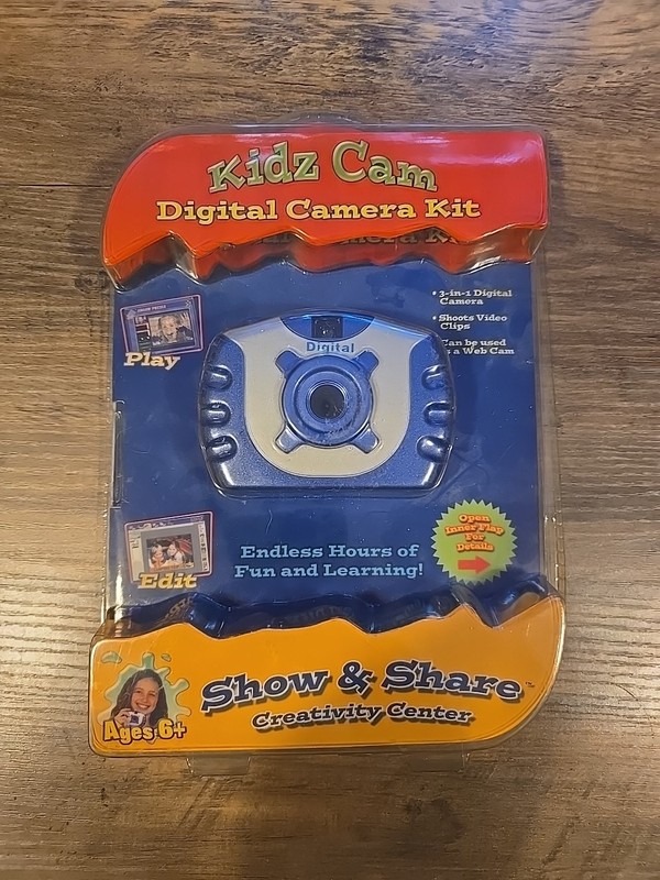 Kidz Cam Digital Camera Blue (new camera and packaging ONLY) SnapKids Age 6+
