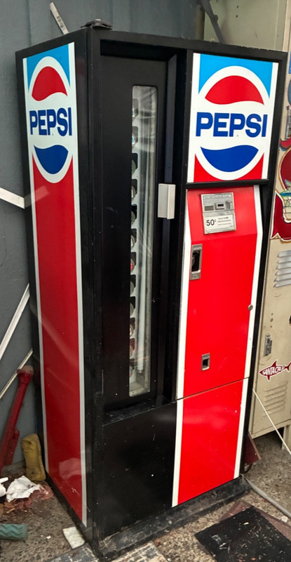 Vintage 1970s Pepsi vending machine with Key