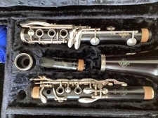 LeBlanc L300 B Flat Clarinet