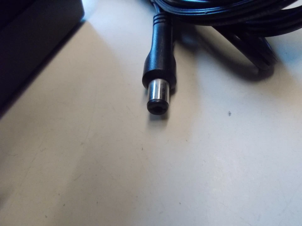 HP Modell 8120-6731 Netzteil 30V 400mA #K-250-17 - Bild 2 von 3