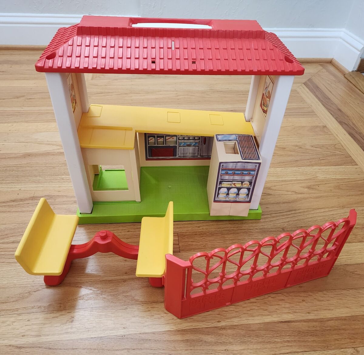 Vintage Mattel 1982 Barbie Burger King Restaurant Playset Vintage Mattel 1982 Barbie Burger King Restaurant Playset