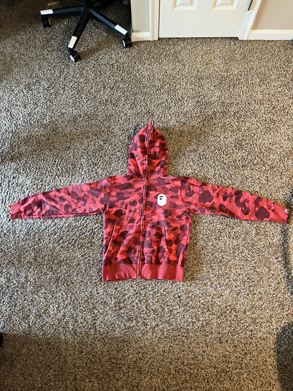 BAPE Red Camo Hoodie size L. A Bathing Ape Full Zip Hoodie. 9/10 Condition  | Inox Wind