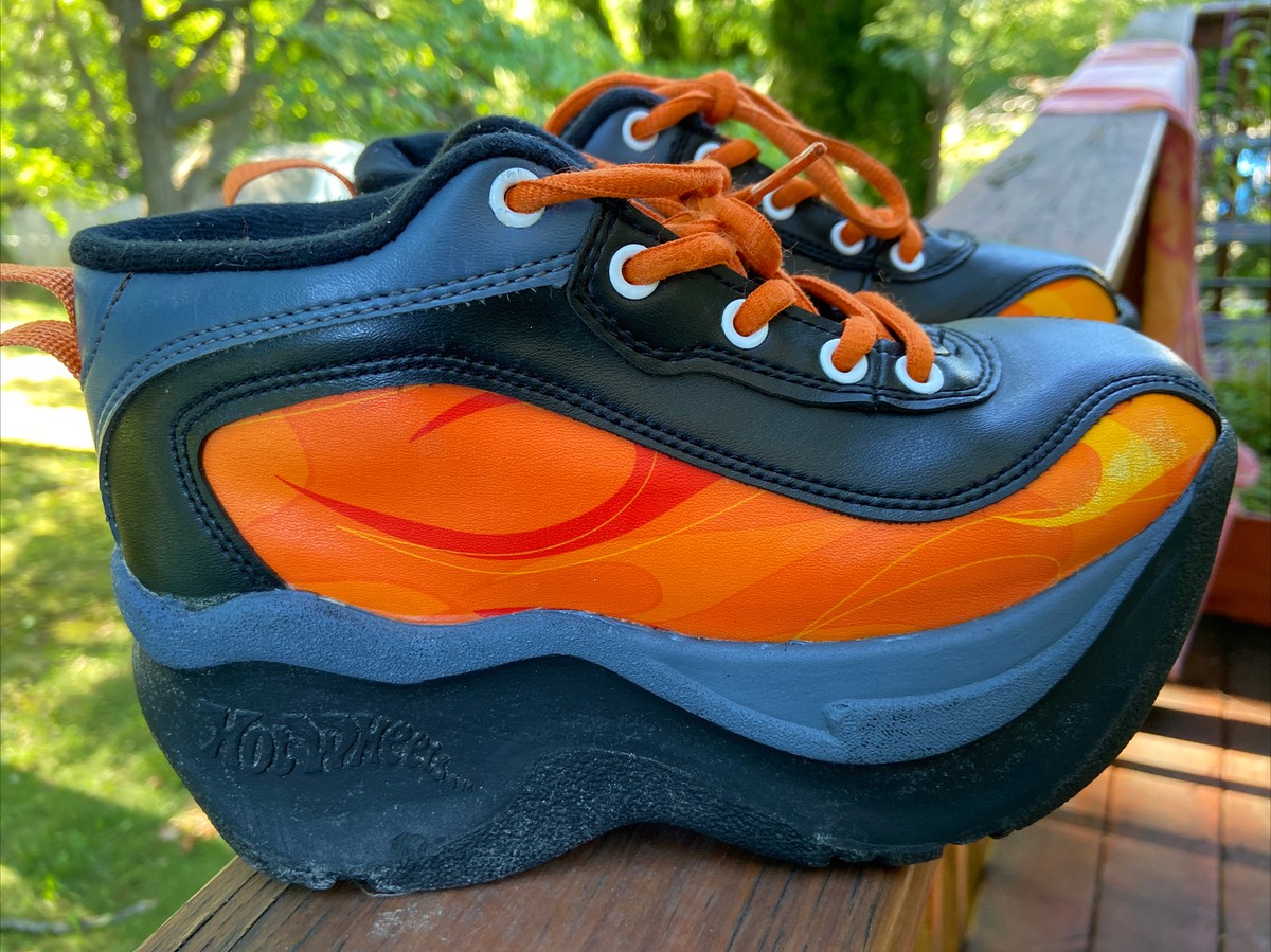 Hot Wheels スニーカー 2足セット Hot Wheels Rand International Black Orange Fire Skate Shoes Youth