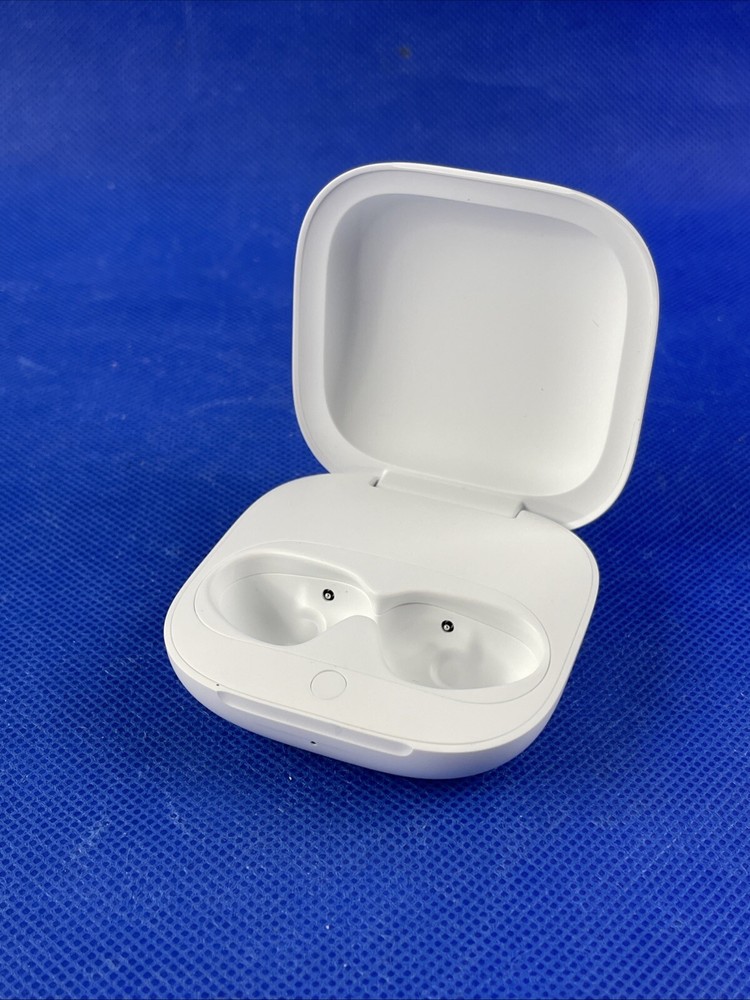 Beats by Dr. Dre Beats Fit Pro Replacement Case-white