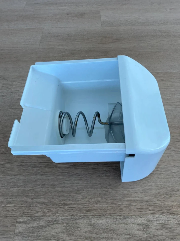 5075JQ1002Y LG Nevera Congelador Cubo de Hielo Cubo Sinfín Mezclador Fabricante Foto 3 de 4