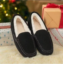 Women's Fuzzy House Slippers Cozy Faux Fur Micro Suede Moccasins Slip on Loafers