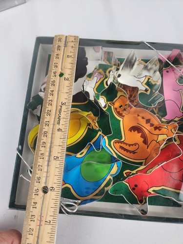 Lot of NEW metal COOKIE CUTTERS farm animals leaf leaves heart stars Easter - Picture 7 of 9