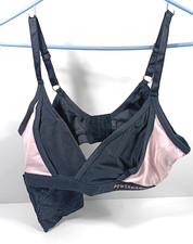 Powermama Pumping Breast Feeding Nursing Bra with detachable Pocket